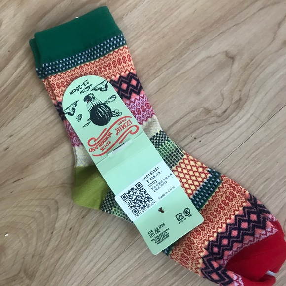 Pack of 4 Super soft patterned winter socks - Picture 3 of 5